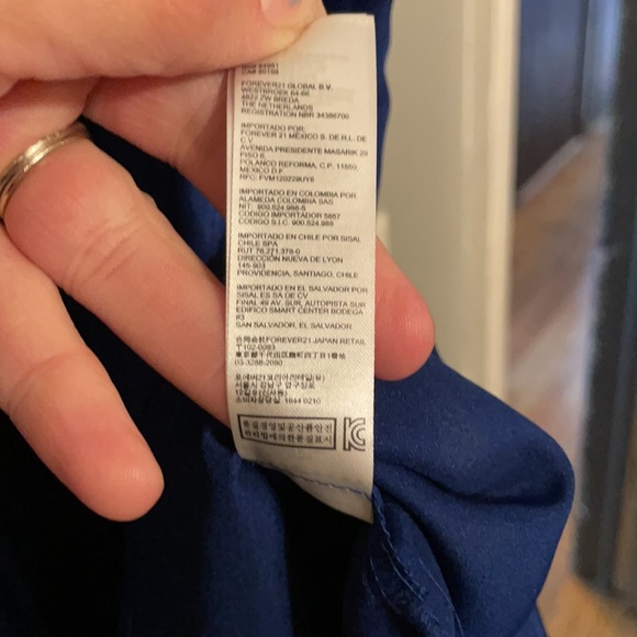 F21 silky wide strap camisole top NWT - Picture 6 of 11